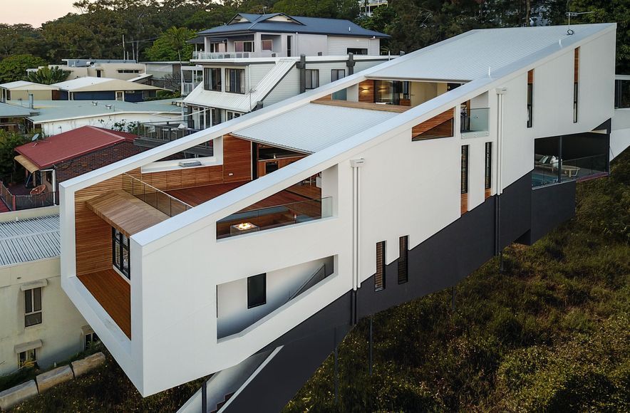 The Floating House