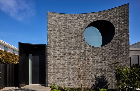 Luna House