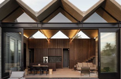 Poured Pleats Home, Auckland