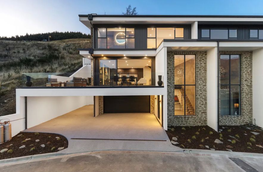 Lynch Lane,  Queenstown
