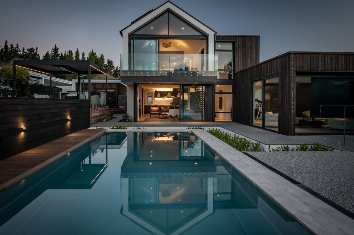 Tenby Residence 