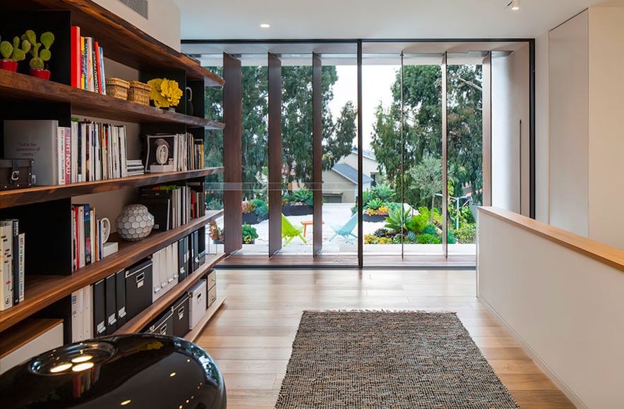 Modern Mediterranean Villa