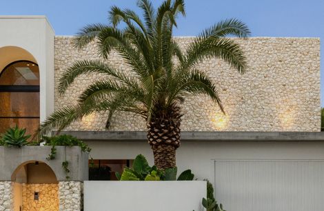 Halo House | Project of the Month