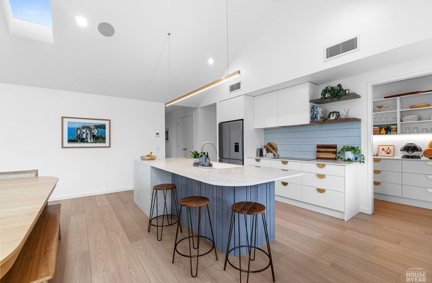 Sentinel Homes Hamilton & Waikato- Quick-Step Perspective Nature Flooring