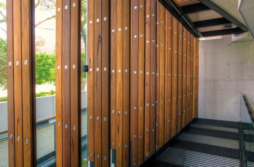 Natural Elegance Meets Sustainability: Blackbutt Timber Enhanced with CUTEK® Extreme CD50 at Herston’s Award-Winning Oral Health Facility