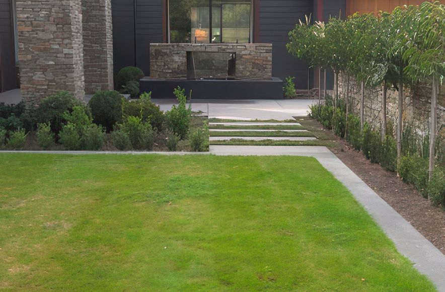 Outdoor Dining Space