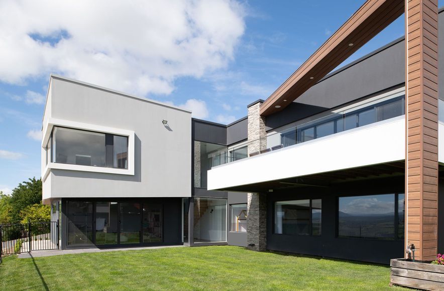 7 Carrera Place