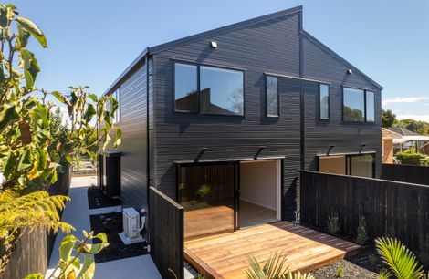 Simple and Sleek Duplex