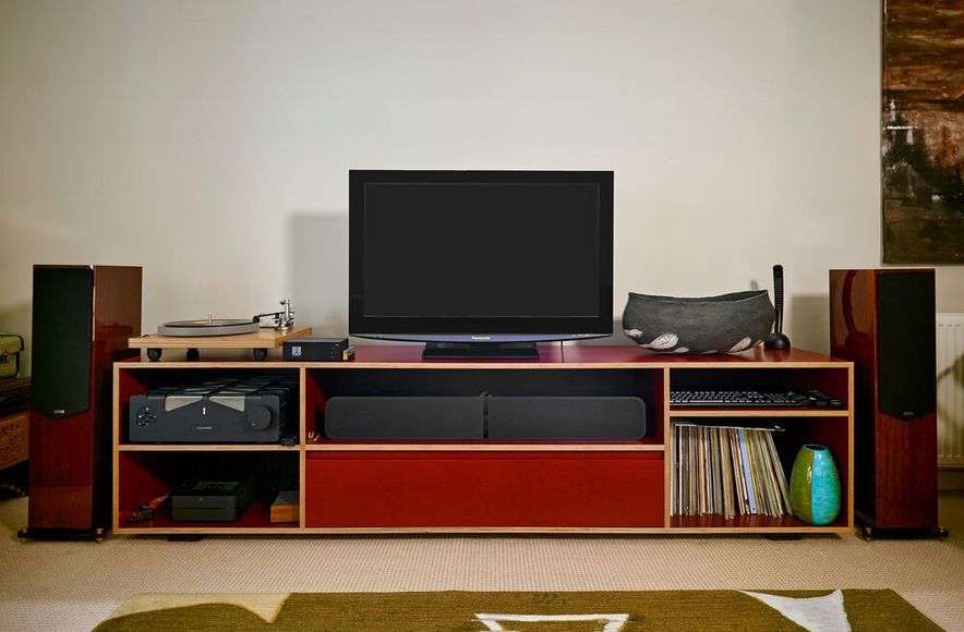 Entertainment unit for customer in Wellington