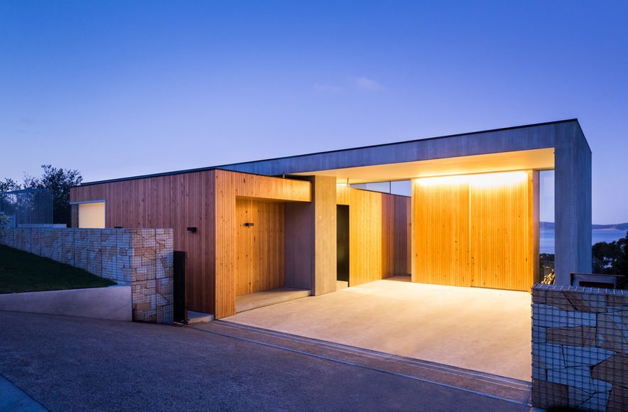 Elandra House