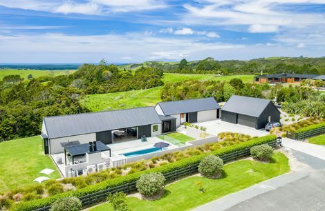 TE ARAI RETREAT