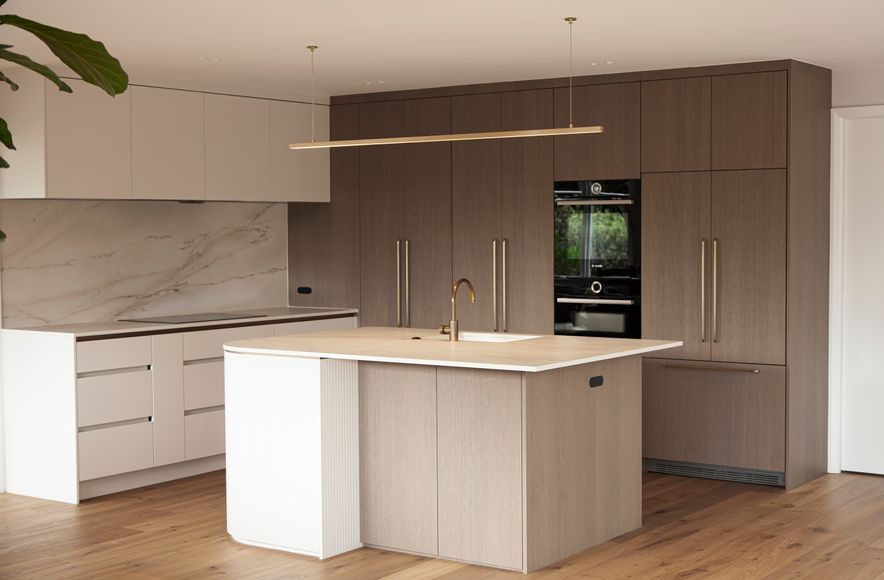 Manhattan Oak Kitchen