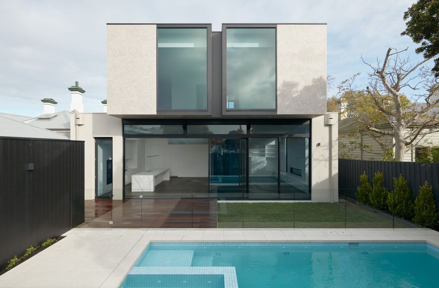 The White House, Elsternwick