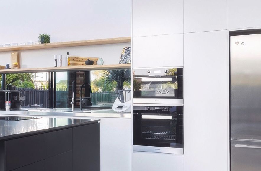 Wamberal | Seaside Joinery Kitchen in Fenix NTM