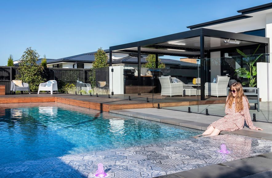 Prebbleton Poolside Seclusion