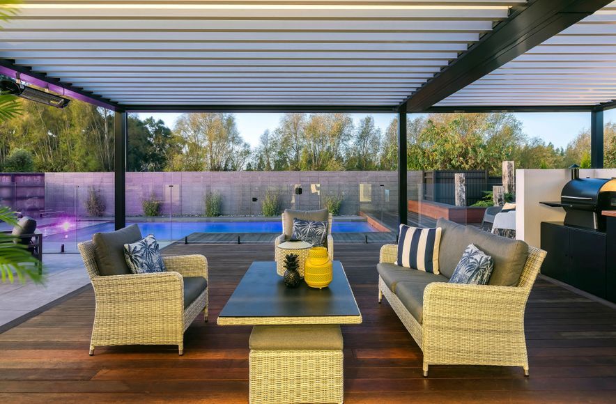 Prebbleton Poolside Seclusion