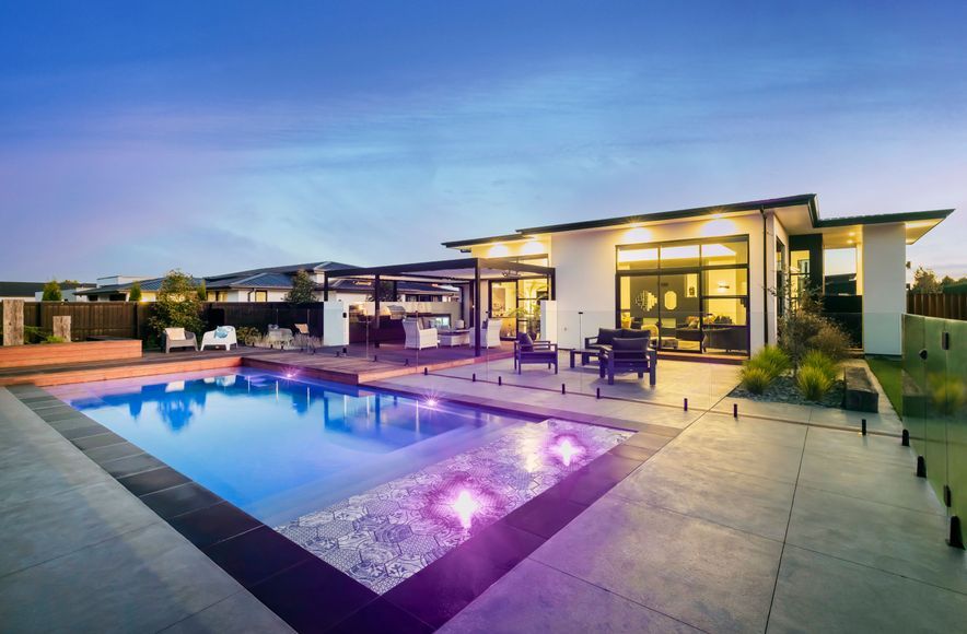 Prebbleton Poolside Seclusion
