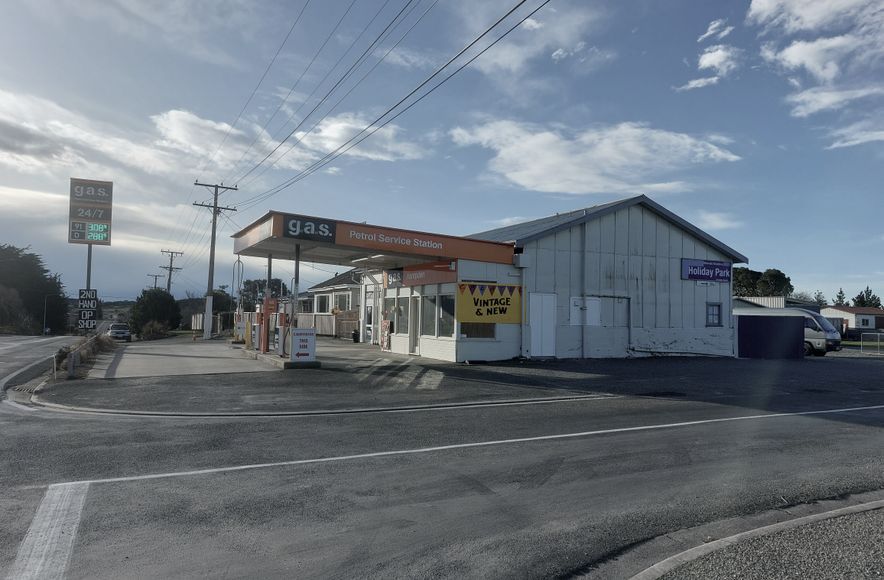 Hampden - Commercial, create office and storage space