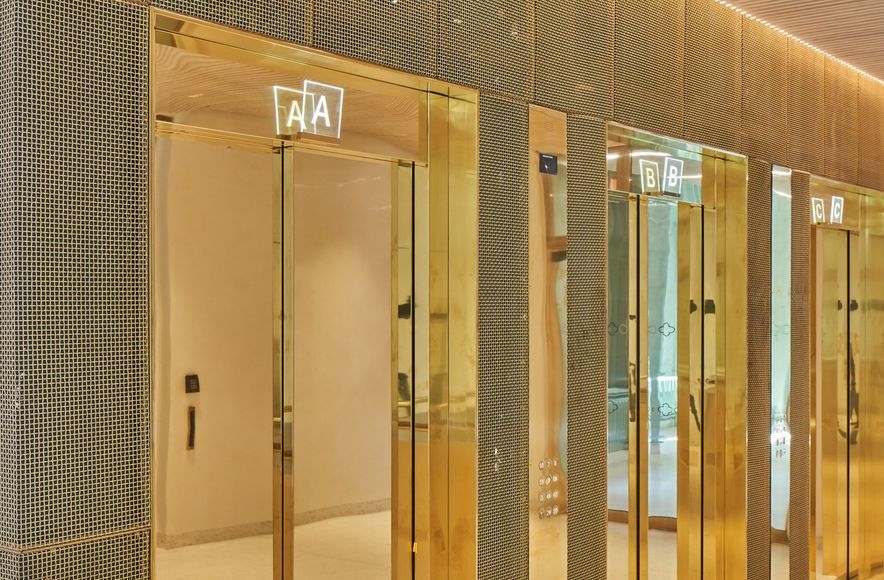 Mordern Lift Lobby with Wire Mesh