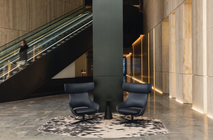 Sky Lobby, Commercial Bay