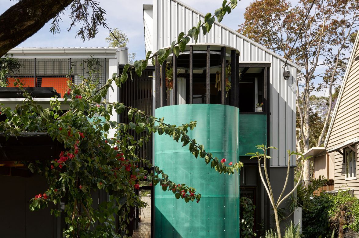 LiveWorkShare House
