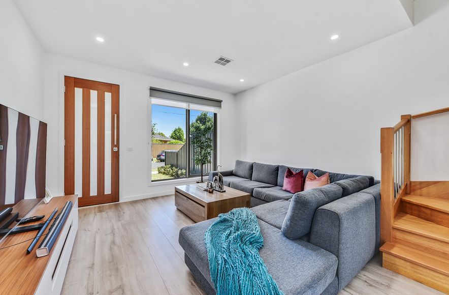 Smith Street, Noble Park