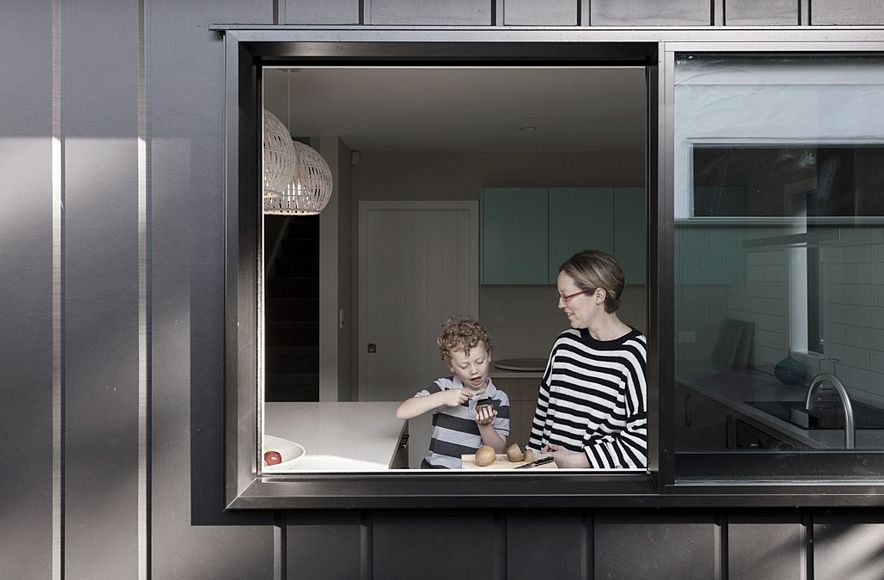 The Modern Look of the Darker Colours, Titirangi
