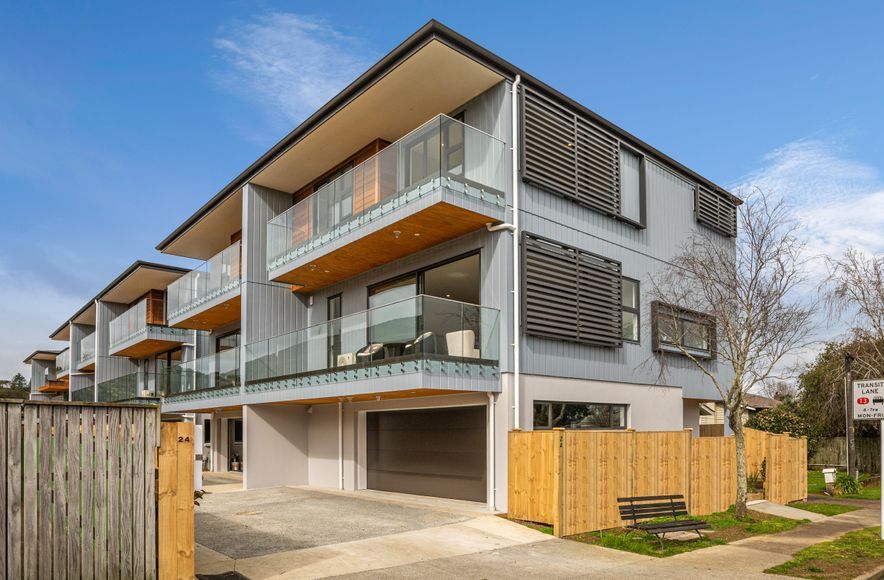 Pah Road | New Build Townhouses