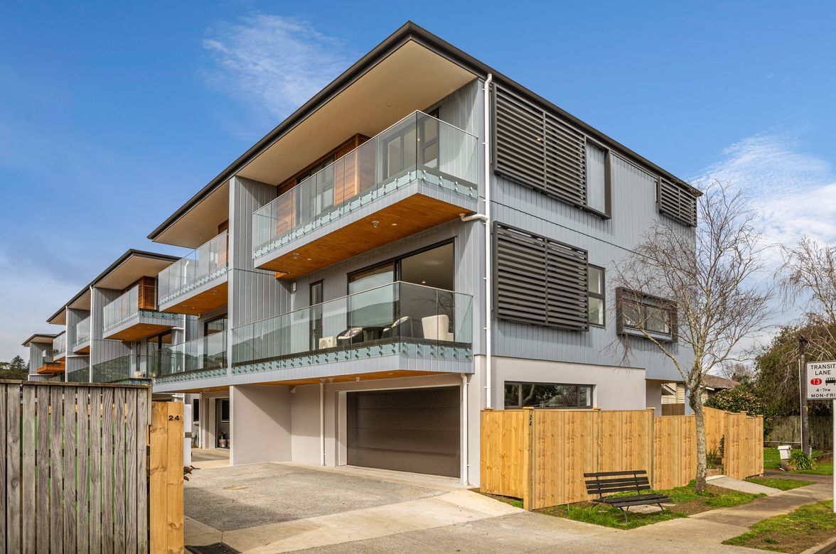 Pah Road | New Build Townhouses