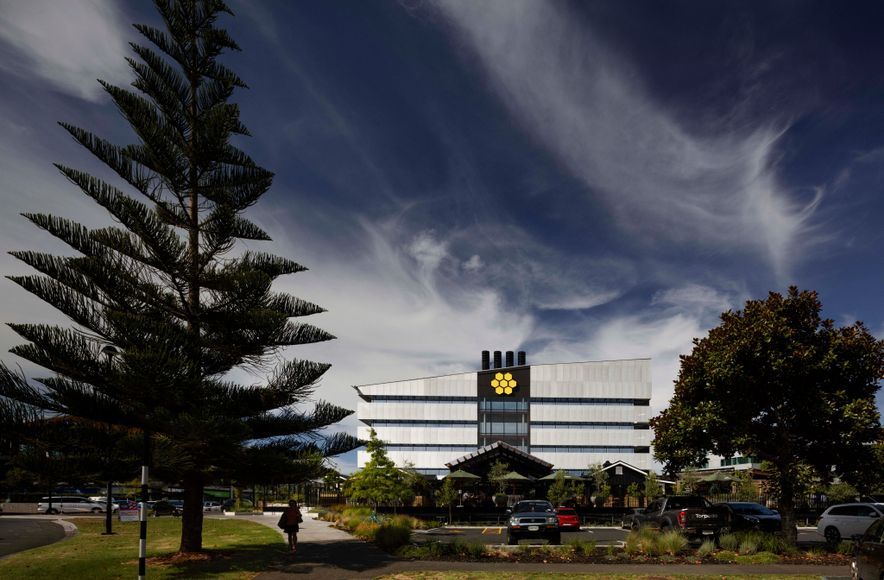 B:Hive Smales Farm