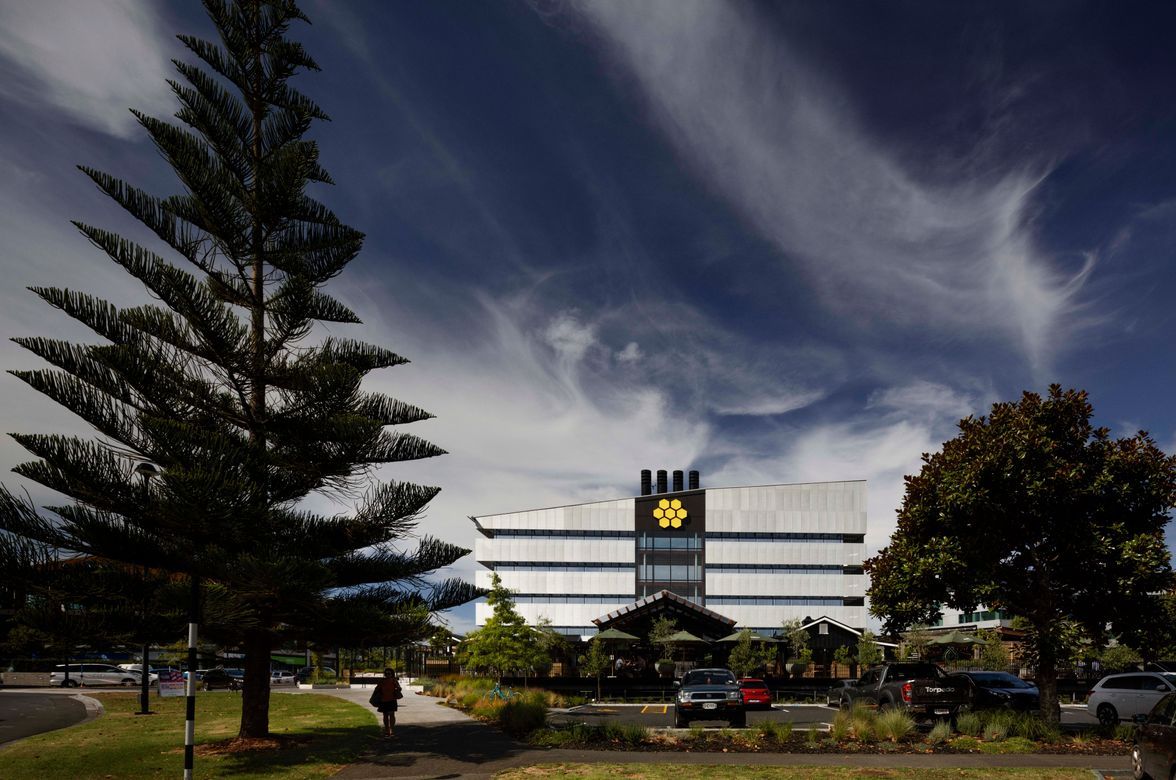 B:Hive Smales Farm