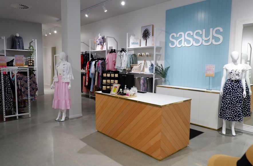 Sassys, Ormiston Mall