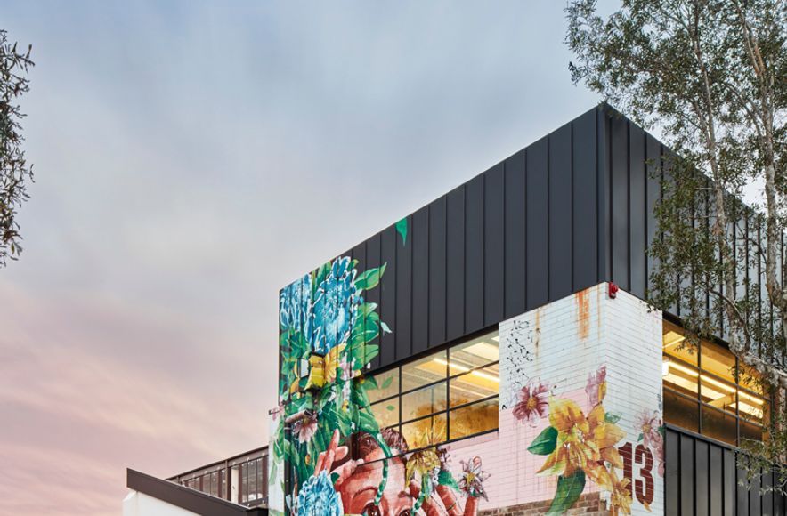 13 Bowden St