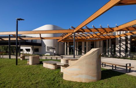 Glenroy Community Hub - Glenroy, VIC 3046