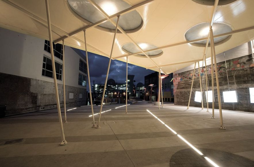 Huatoki Plaza, Auckland