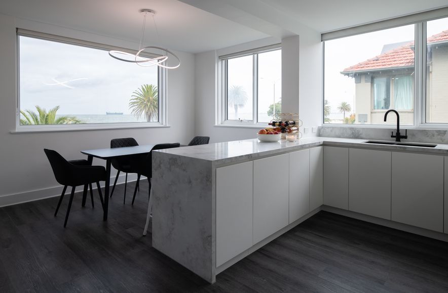 Middle Park Apartment