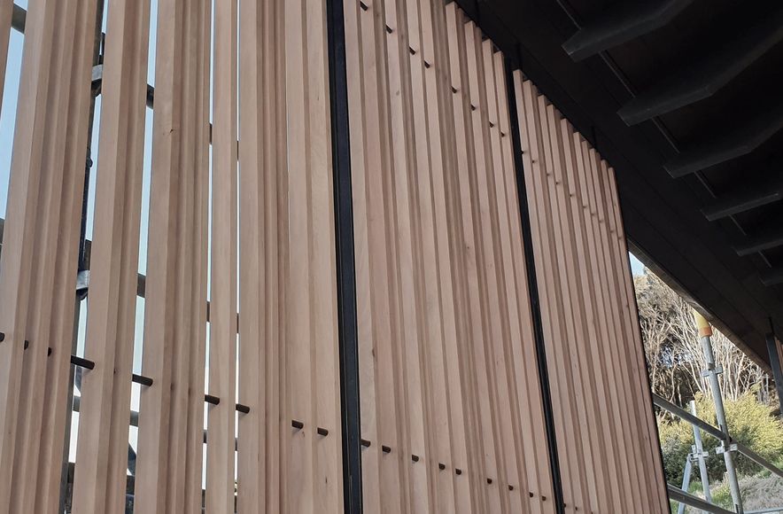 Decking with privacy wall