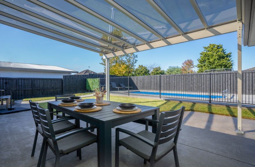 Archgola Oasis Canopy | North Hamilton Home