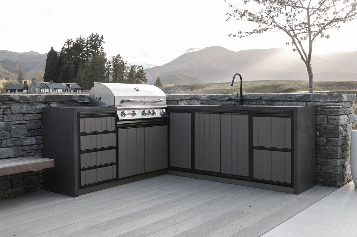 Millbrook Outdoor Kitchen