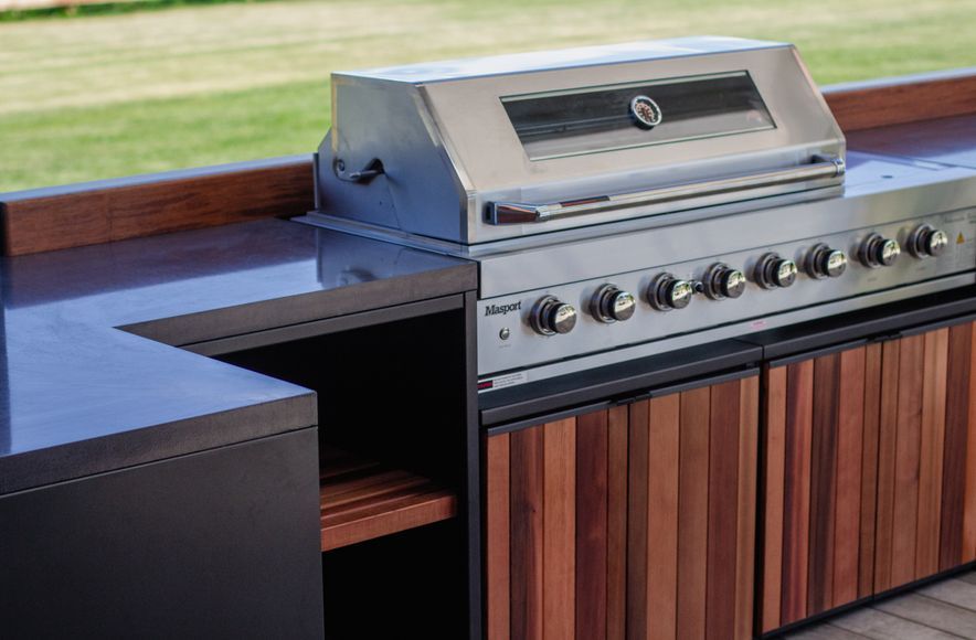 Fernside Outdoor Kitchen