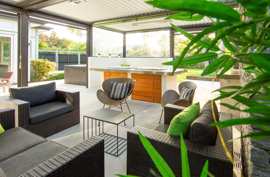 Knowles Street outdoor living