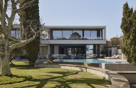 Dawn House