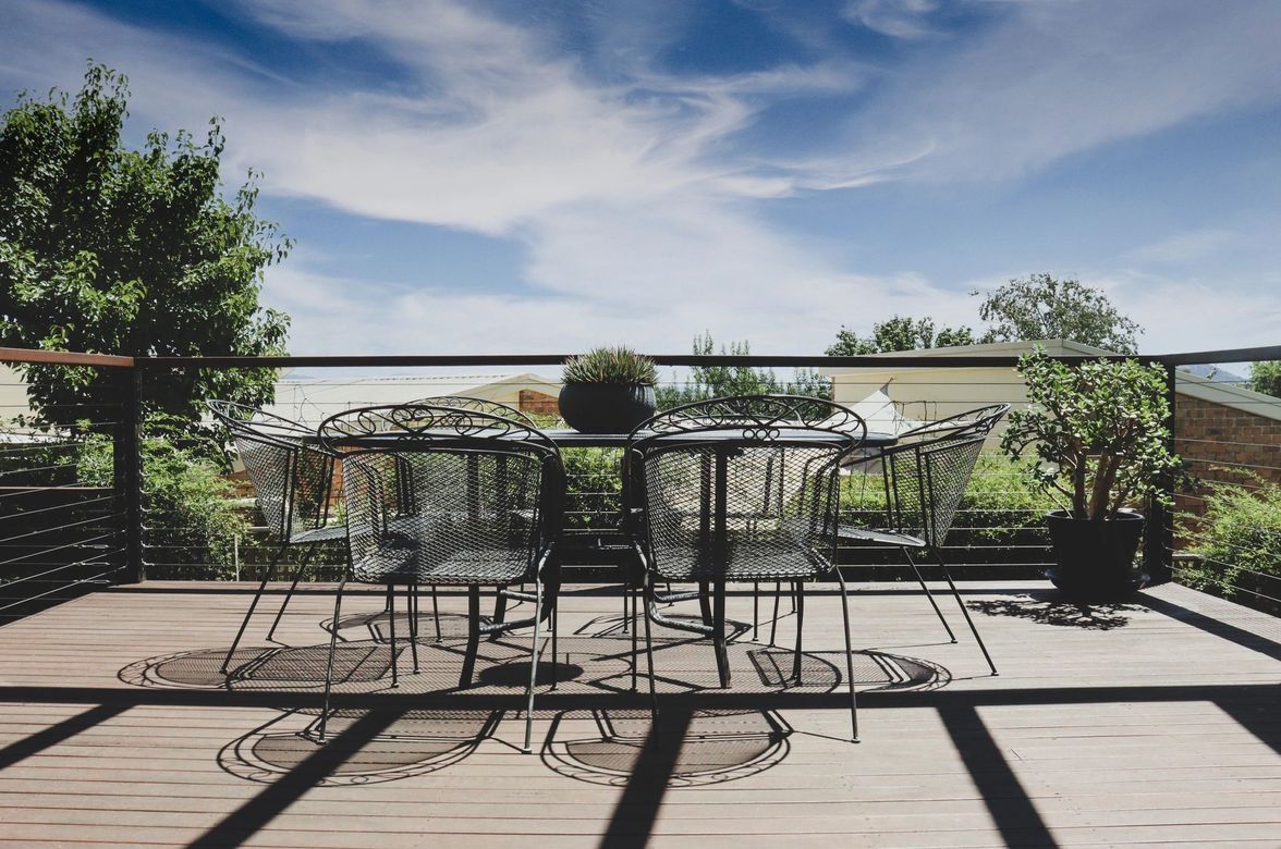 Calwell Deck