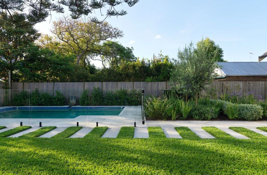 Piano Garden, Kensington