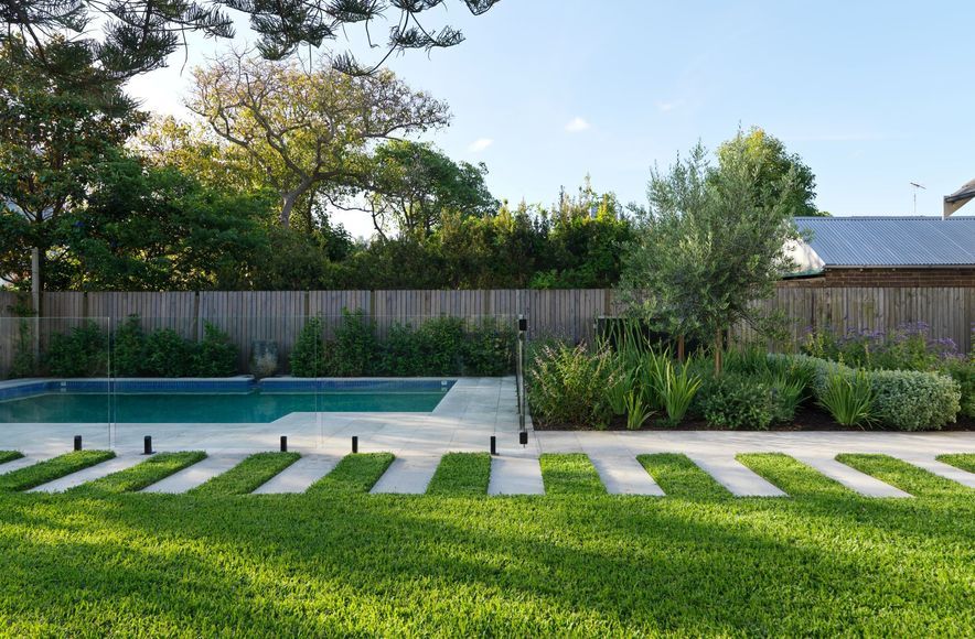 Piano Garden, Kensington