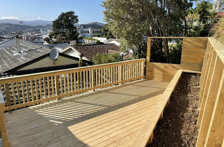 MELROSE DECK