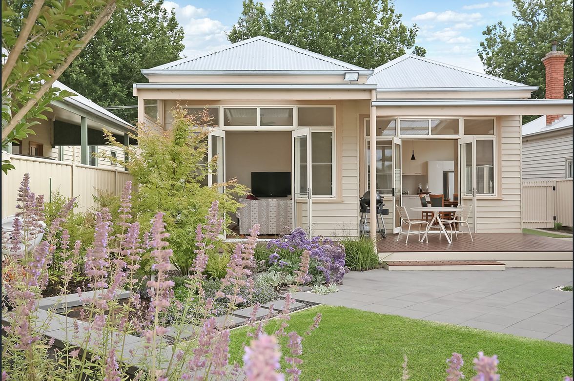Colac Garden - Renovation of a country cottage garden