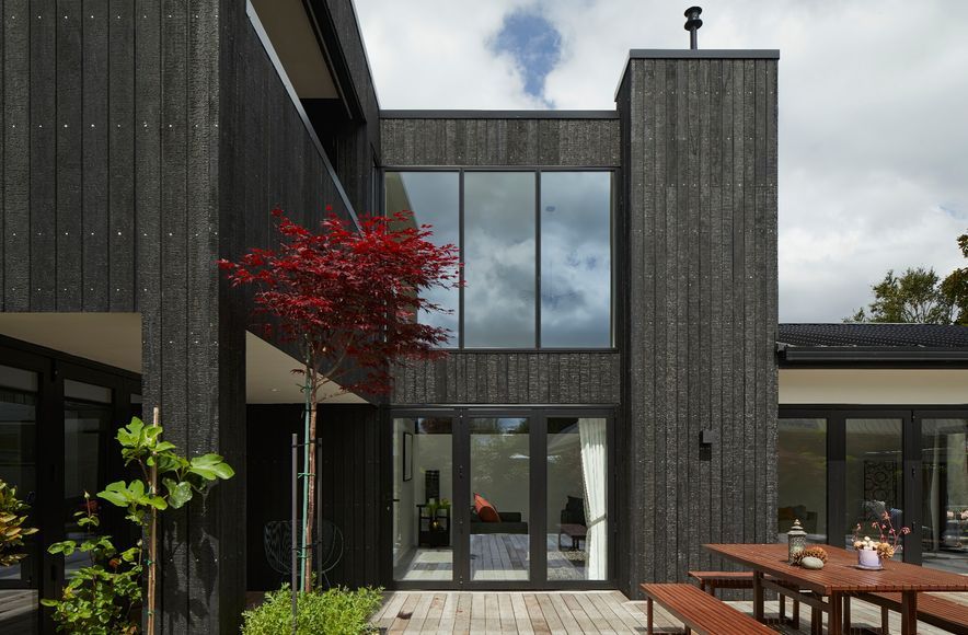 Striking Shou Sugi Ban Timber Elevates Clive Barrington's Architectural Masterpiece