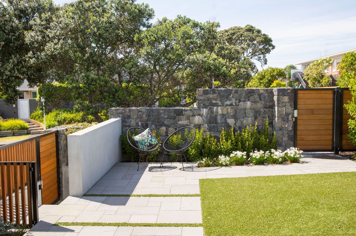Takapuna Modern & Private