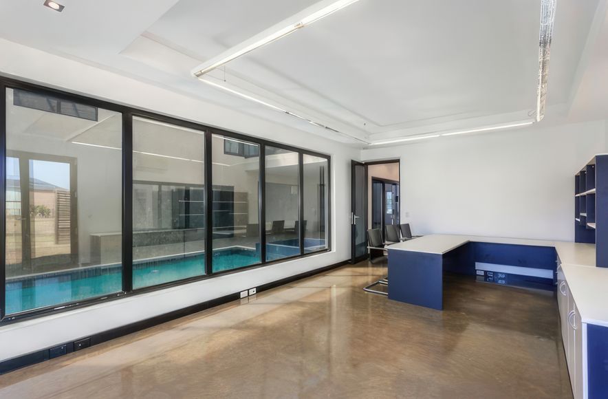 Pools, Spas & Water Tanks